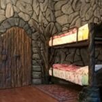 Dormire nelle botti di vino del XIX secolo: B&B Pervinca