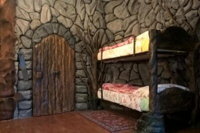 Dormire nelle botti di vino del XIX secoloB&B Pervinca